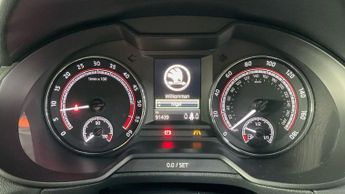 SKODA OCTAVIA 2.0 TDI vRS Estate 5dr Diesel DSG 4WD Euro 6 (s/s) (184 ps)