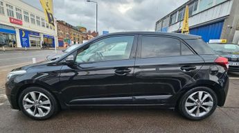 HYUNDAI I20 AUTOMATIC 1.4 Premium Nav Hatchback 5dr Petrol Auto Euro 6 (100 