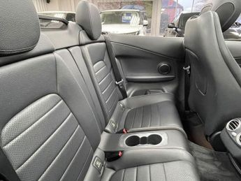 MERCEDES-BENZ C-CLASS 2.1 C250d AMG Line Cabriolet 2dr Diesel G-Tronic+ Euro 6 (s/s) (