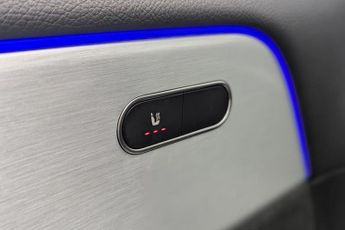 MERCEDES-BENZ EQA EQA 250 66.5kWh AMG Line SUV 5dr Electric Auto (190 ps)