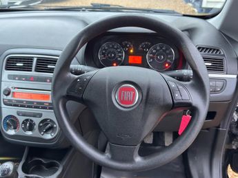 FIAT PUNTO 1.2 Pop Hatchback 3dr Petrol Manual Euro 5 (69 bhp)