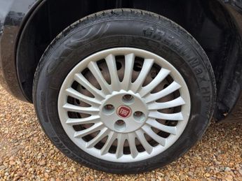 FIAT PUNTO 1.2 Pop Hatchback 3dr Petrol Manual Euro 5 (69 bhp)