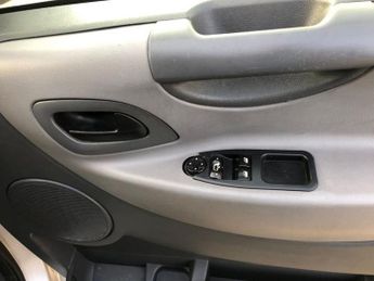 PEUGEOT EXPERT TEPEE 0.0L