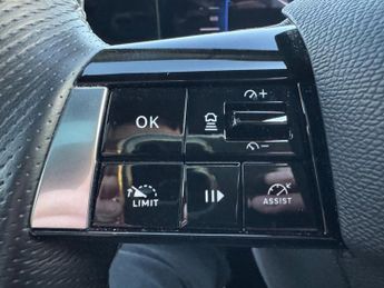 VAUXHALL Astra Electric 54kWh Ultimate Sports Tourer 5dr Electric Auto