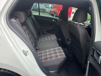VOLKSWAGEN GOLF 2.0 TSI GTI TCR HATCHBACK 5DR PETROL DSG EURO 6 (S/S) (290 PS)