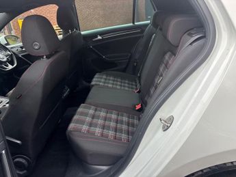 VOLKSWAGEN GOLF 2.0 TSI GTI TCR HATCHBACK 5DR PETROL DSG EURO 6 (S/S) (290 PS)