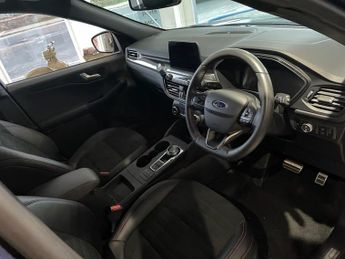 FORD KUGA 2.5 EcoBoost Duratec 14.4kWh ST-Line SUV 5dr Petrol Plug-in Hybr