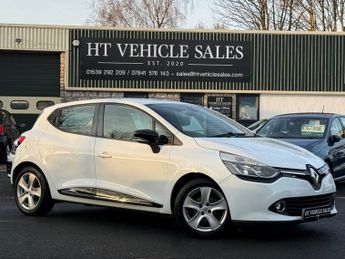 Renault Clio 0.9 TCe Dynamique MediaNav Hatchback 5dr Petrol Manual Euro 5 (s