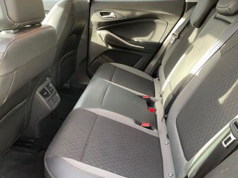 VAUXHALL GRANDLAND 1.6 13.2kWh GS Line SUV 5dr Petrol Plug-in Hybrid Auto Euro 6 (s