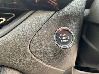 VAUXHALL GRANDLAND 1.6 13.2kWh GS Line SUV 5dr Petrol Plug-in Hybrid Auto Euro 6 (s