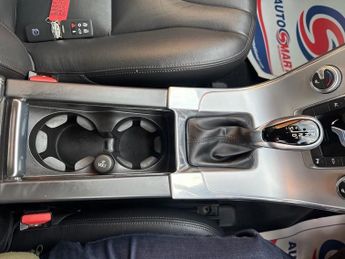 VOLVO V60 CROSS COUNTRY 2.0 D3 Lux Nav Estate 5dr Diesel Auto Euro 6 (s/s) (150 ps)