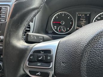 VOLKSWAGEN TIGUAN 2.0 TDI BlueMotion Tech R-Line Edition SUV 5dr Diesel DSG 4WD Eu