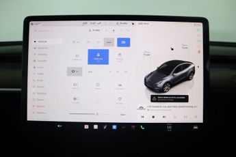 TESLA MODEL Y Auto RWD 5dr