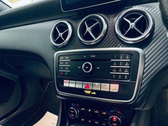 MERCEDES-BENZ A-CLASS 2.1 A200d AMG Line (Premium Plus) Hatchback 5dr Diesel 7G-DCT Eu