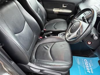 KIA SOUL 1.6 CRDi Quantum SUV 5dr Diesel Auto Euro 5 (126 bhp)