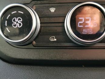 RENAULT TRAFIC 2.0 dCi Blue SL28 Sport+ Panel Van 5dr Diesel Manual L1 H1 Euro 