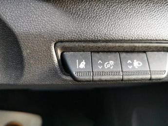 RENAULT TRAFIC 2.0 dCi Blue SL28 Sport+ Panel Van 5dr Diesel Manual L1 H1 Euro 