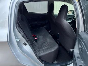 TOYOTA YARIS HATCHBACK 1.0 AUTOMATIC
