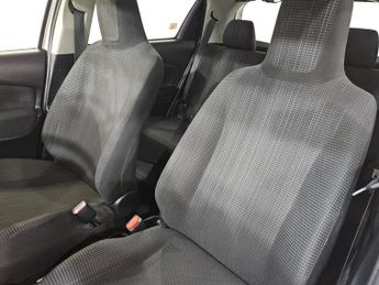 TOYOTA YARIS HATCHBACK 1.0 AUTOMATIC