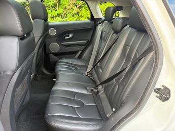 LAND ROVER RANGE ROVER EVOQUE 2.2 SD4 Pure SUV 5dr Diesel Auto 4WD Euro 5 (190 ps)