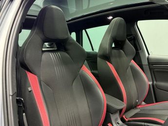 SKODA KAMIQ 1.0 TSI Monte Carlo SUV 5dr Petrol DSG Euro 6 (s/s) (110 ps)