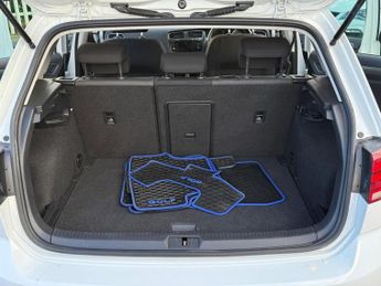 VOLKSWAGEN GOLF 1.5 TSI EVO GPF SE Hatchback 5dr Petrol DSG Euro 6 (s/s) (130 ps