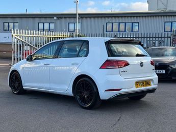 VOLKSWAGEN GOLF 1.5 TSI EVO GPF SE Hatchback 5dr Petrol DSG Euro 6 (s/s) (130 ps