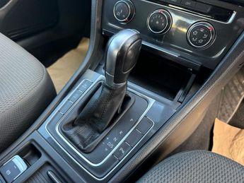 VOLKSWAGEN GOLF 1.5 TSI EVO GPF SE Hatchback 5dr Petrol DSG Euro 6 (s/s) (130 ps