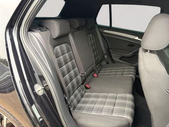 VOLKSWAGEN GOLF 2.0 TDI GTD Hatchback 5dr Diesel DSG Euro 6 (s/s) (184 ps)