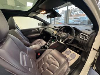 NISSAN QASHQAI 1.6 dCi Tekna+ SUV 5dr Diesel XTRON Euro 6 (s/s) (130 ps)