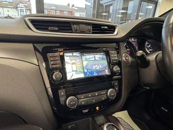 NISSAN QASHQAI 1.6 dCi Tekna+ SUV 5dr Diesel XTRON Euro 6 (s/s) (130 ps)
