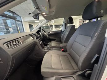 VOLKSWAGEN GOLF SV 1.6 TDI SE MPV 5dr Diesel Manual Euro 6 (s/s) (115 ps)