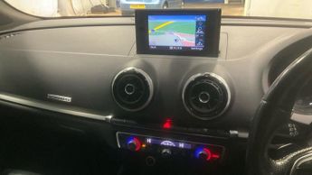 AUDI A3 2.0 TDI S line Sportback 5dr Diesel S Tronic quattro Euro 6 (s/s