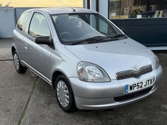 TOYOTA YARIS 1.3 VVT-i 16v GLS Hatchback 3dr Petrol Automatic (160 g/km, 85 b