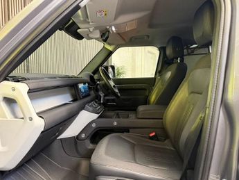 LAND ROVER DEFENDER 3.0 D200 MHEV S SUV 5dr Diesel Auto 4WD Euro 6 (s/s) (200 ps)