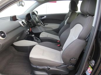AUDI A1 1.4 TFSI Sport Hatchback 3dr Petrol S Tronic Euro 5 (s/s) (122 p