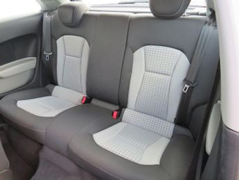 AUDI A1 1.4 TFSI Sport Hatchback 3dr Petrol S Tronic Euro 5 (s/s) (122 p