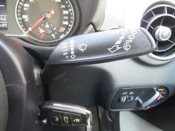 AUDI A1 1.4 TFSI Sport Hatchback 3dr Petrol S Tronic Euro 5 (s/s) (122 p