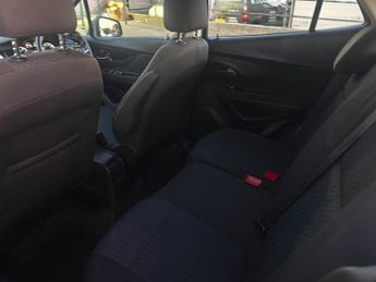 VAUXHALL MOKKA X 1.4i Turbo Design Nav SUV 5dr Petrol Auto Euro 6 (140 ps)