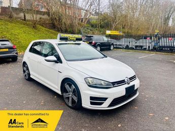 Volkswagen Golf 2.0 R TECH 