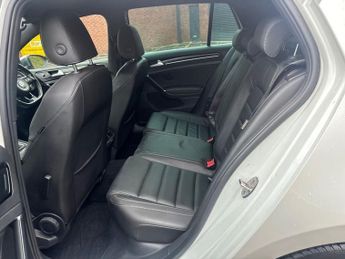 VOLKSWAGEN GOLF 2.0 R TECH 