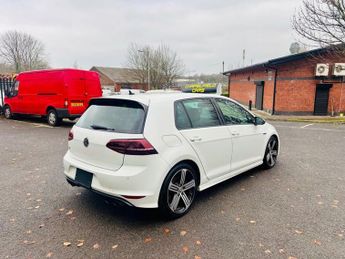 VOLKSWAGEN GOLF 2.0 R TECH 