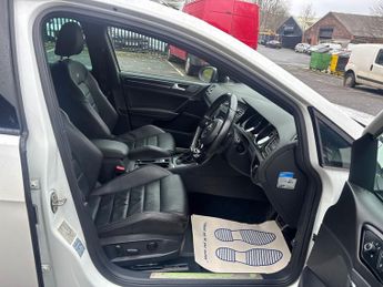 VOLKSWAGEN GOLF 2.0 R TECH 