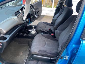 HONDA JAZZ 1.4 i-VTEC ES Hatchback 5dr Petrol i SHIFT Euro 4 (100 ps)