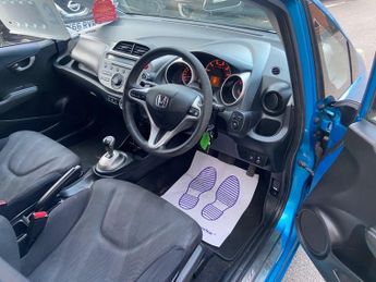 HONDA JAZZ 1.4 i-VTEC ES Hatchback 5dr Petrol i SHIFT Euro 4 (100 ps)