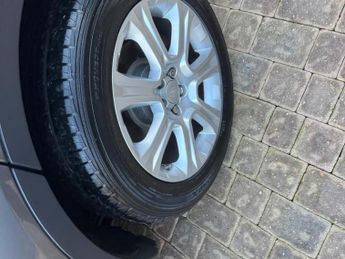 LAND ROVER RANGE ROVER EVOQUE 2.0 eD4 SE Tech SUV 5dr Diesel Manual FWD Euro 6 (s/s) (150 ps)