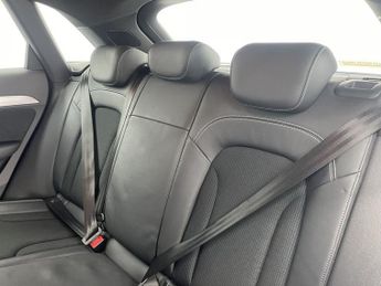 AUDI Q3 1.4 TFSI CoD S line SUV 5dr Petrol S Tronic Euro 6 (s/s) (150 ps