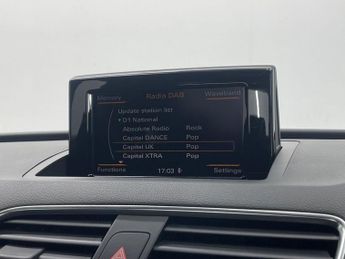 AUDI Q3 1.4 TFSI CoD S line SUV 5dr Petrol S Tronic Euro 6 (s/s) (150 ps