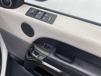 LAND ROVER RANGE ROVER SPORT 5.0 V8 SVR SUV 5dr Petrol Auto 4WD Euro 6 (s/s) (550 ps)