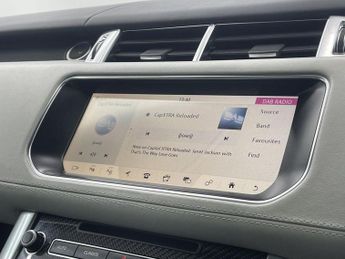LAND ROVER RANGE ROVER SPORT 5.0 V8 SVR SUV 5dr Petrol Auto 4WD Euro 6 (s/s) (550 ps)